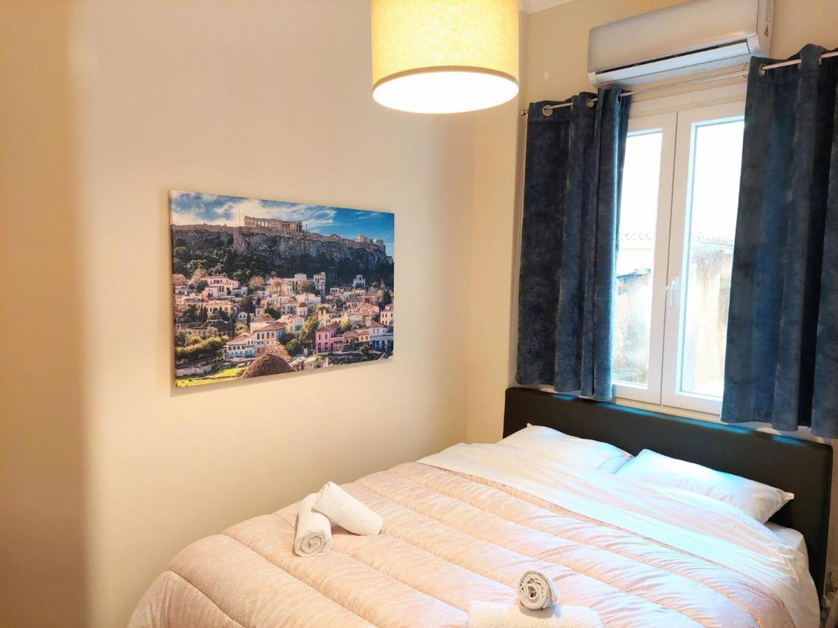 Grand Apartment In Parliament Square Aten Exteriör bild